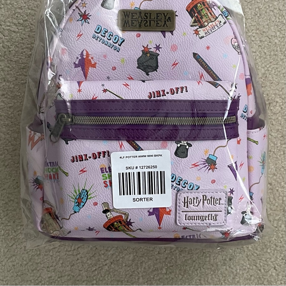 Loungefly Harry Potter Weasleys’ Wizard Wheezes Mini Backpack - Picture 9 of 16